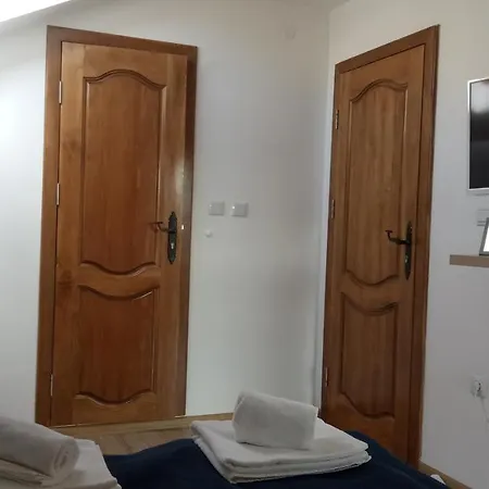 Pensión Tarnovo Old Town 3*