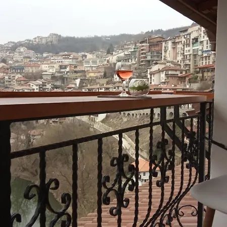Tarnovo Old Town 3*