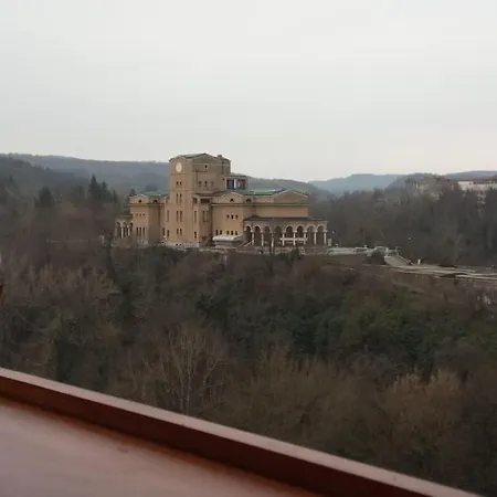 Tarnovo Old Town Vendégház